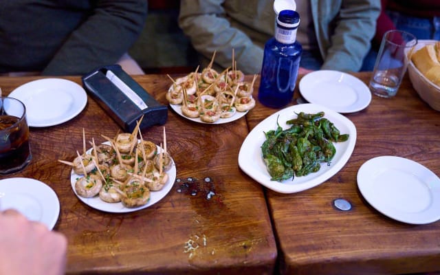 Authentic Madrid Tapas & Wine Experience