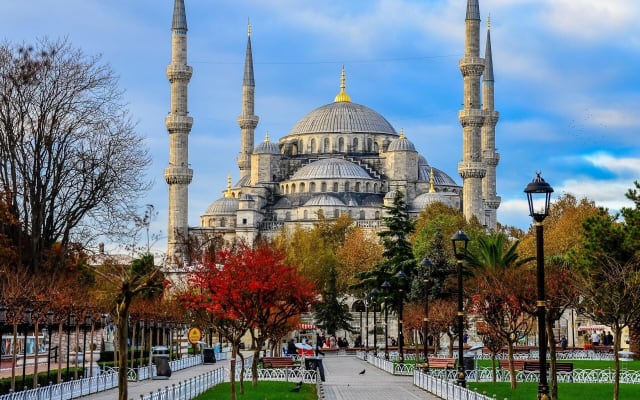 8-Day Turkey Tour: Istanbul, Ephesus, Pamukkale, Cappadocia