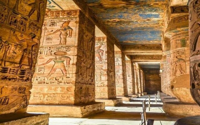 Luxor's Medinat Habu Temple Tour