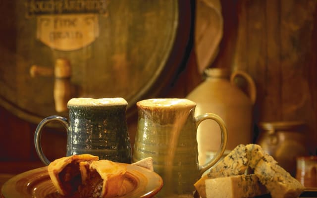 Premium Hobbiton Small Group Day Tour from Auckland