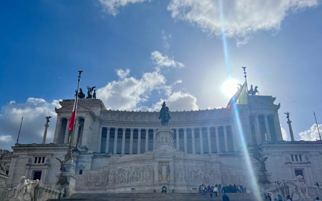 Rome's Altare della Patria & Palazzo Venezia Tour