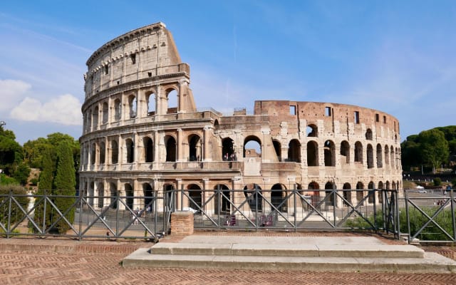 Colosseum and Roman Forum Guided Tour