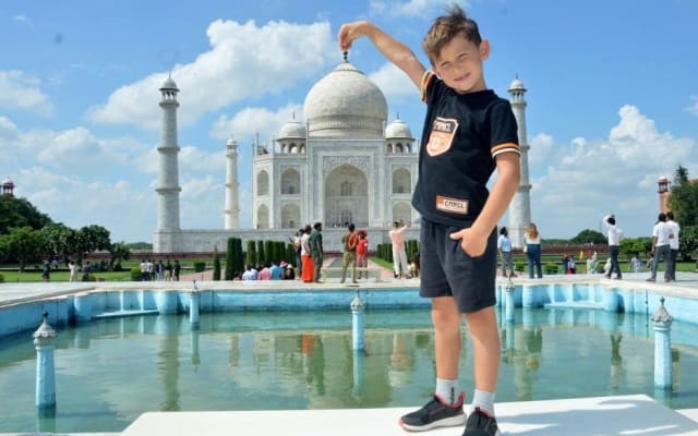 Sunrise Taj Mahal Tour from Jaipur