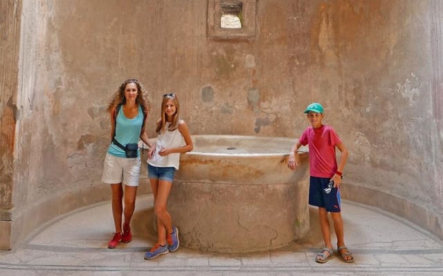 Family-Friendly Herculaneum Tour