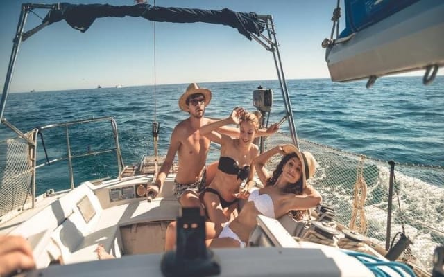 Santos Full-Day Boat Tour with BBQ