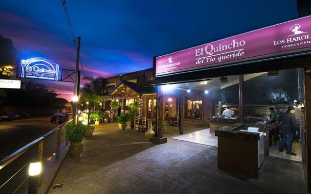 El Quincho Del Tio Querido Dinner Show