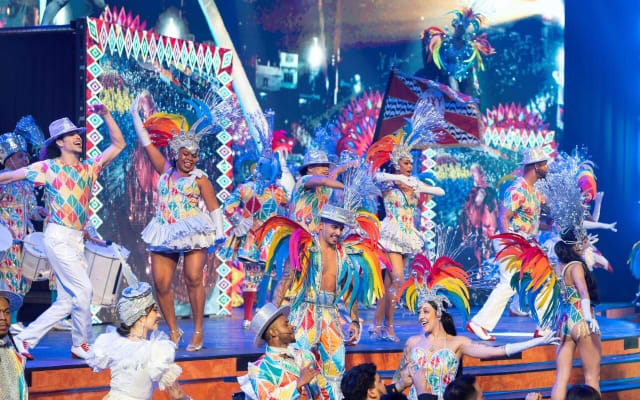 Roxy Dinner Show Experience