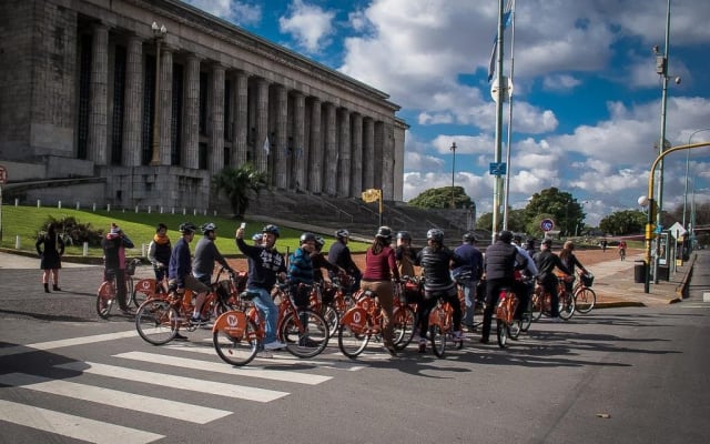 Buenos Aires Bike Tour: Recoleta & Palermo