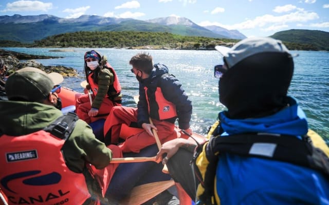 Tierra del Fuego National Park Hike and Canoe Tour