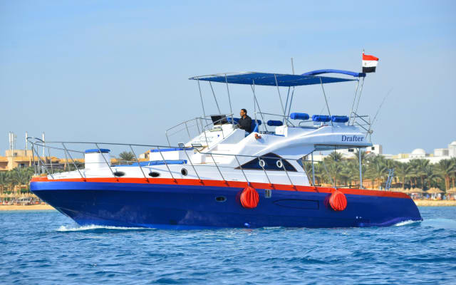 Private 24-Hour Snorkeling & Fishing Adventure in Hurghada