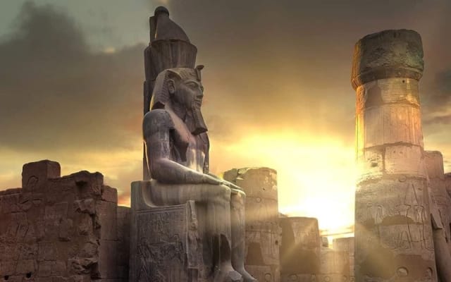 Luxor Valley of the Queens Full-Day Tour from Hurghada