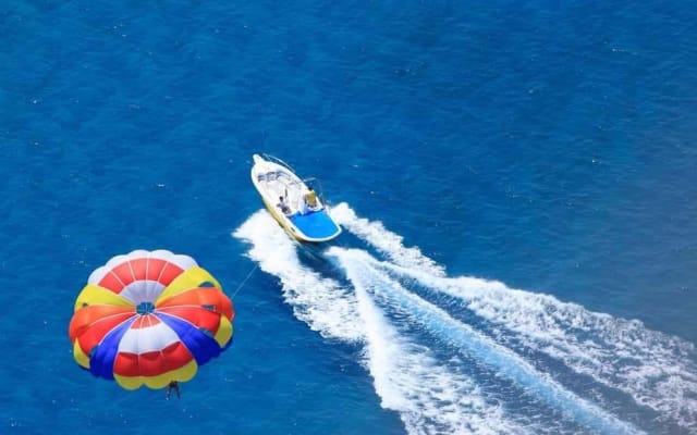 Hurghada Island Adventure Tour