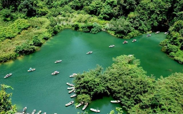 Trang An Bai Dinh Luxury Day Tour