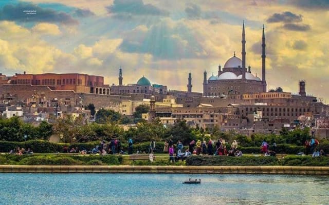 El Moez Street and Al Azhar Park Guided Tour
