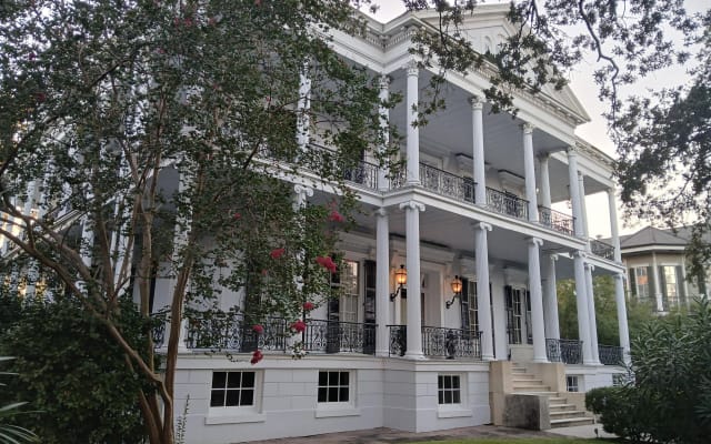 Adults-Only Garden District Cemetery Tour