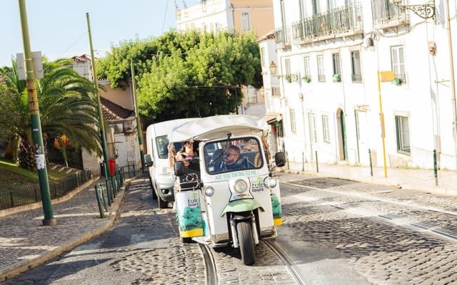 Lisbon Tuk Tuk History Tour