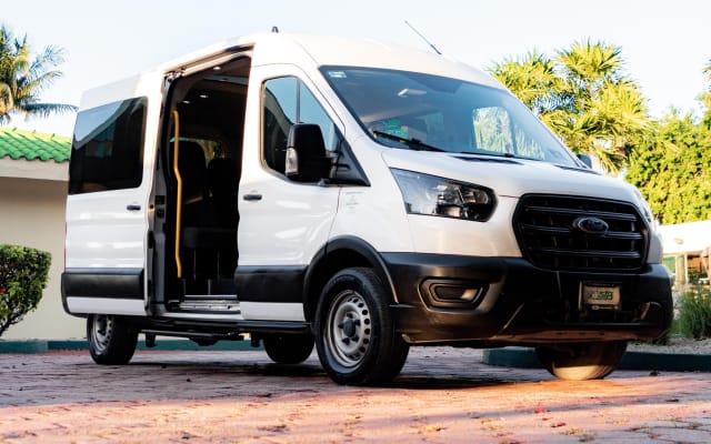 Private Minivan Airport Transfers in Tulum
