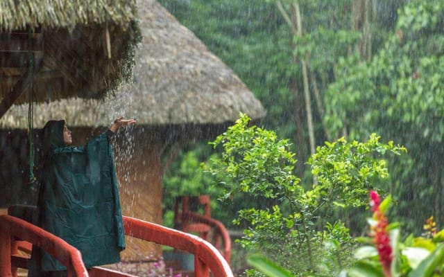 Ecuador Amazon Sustainable Community Experience