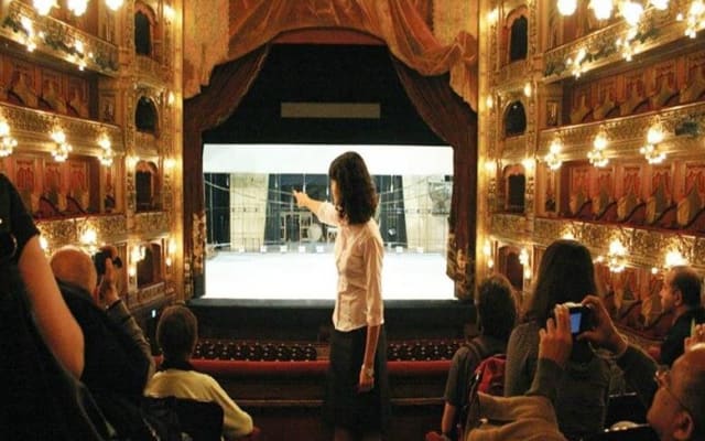 Buenos Aires City Tour with Teatro Colón Visit