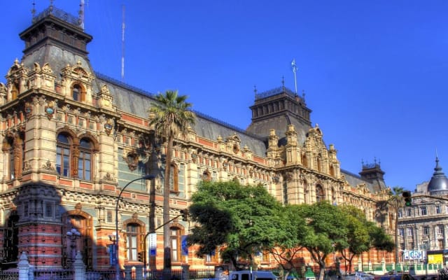 Buenos Aires Architecture and Palaces Tour