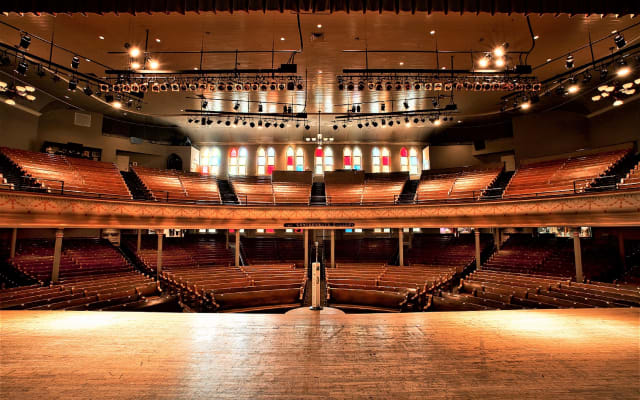 Ryman Auditorium Self-Guided Tour with Souvenir Photo