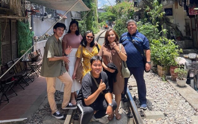 Hanoi Half-Day City Tour with Train Street Visit