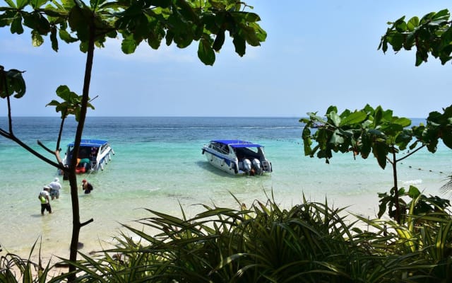 Private Phi Phi Island Speed Boat Tour from Krabi