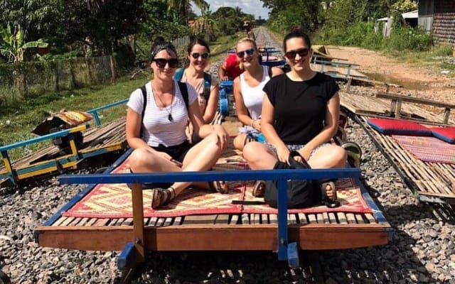 2-Day Siem Reap to Phnom Penh Tour with Battambang Highlights