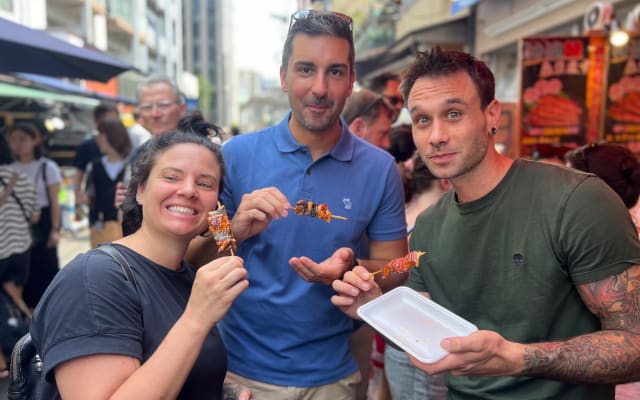Tokyo Tsukiji Fish Market Food Tour