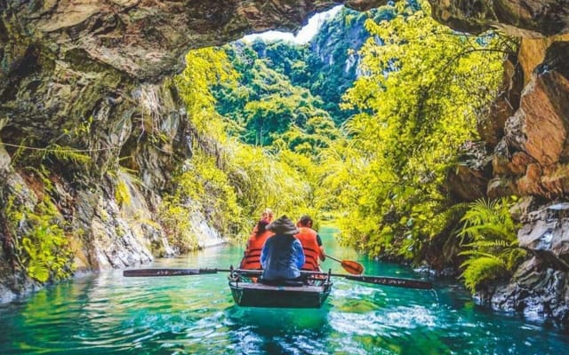 Ninh Binh Day Trip from Hanoi