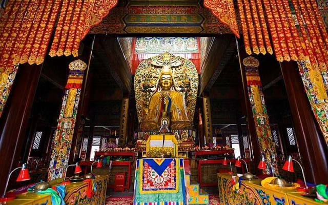 Beijing Half-Day Temple Tour