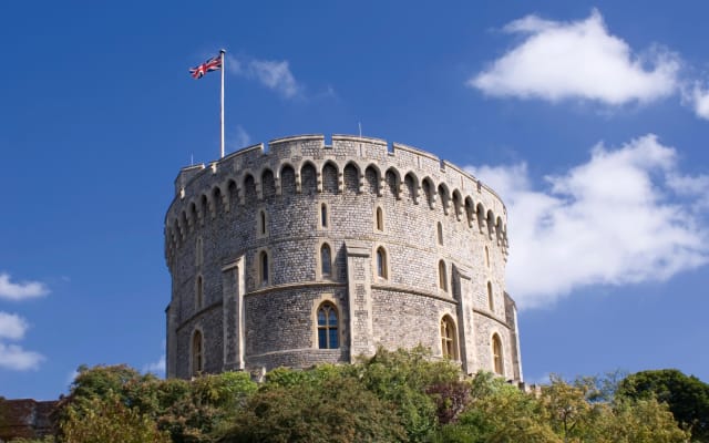 Windsor Layover Tour from London Airports