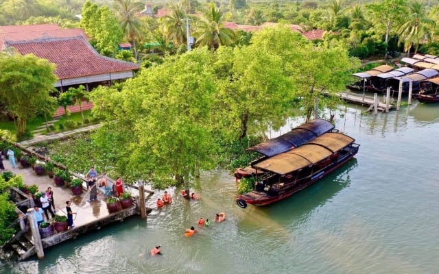 Cai Be Floating Market 2-Day Homestay