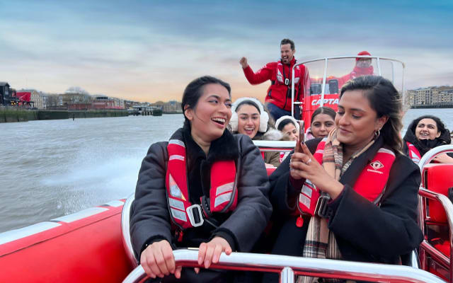 Thames Rockets Sunset Speedboat Experience