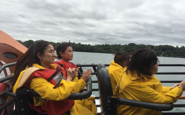 USA Side Niagara Falls Sightseeing & Jetboat Adventure
