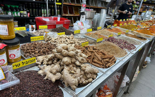 Hatikva Market Food Tasting Tour