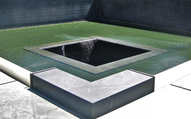 9/11 Memorial, Statue of Liberty and Ellis Island Guided Tour
