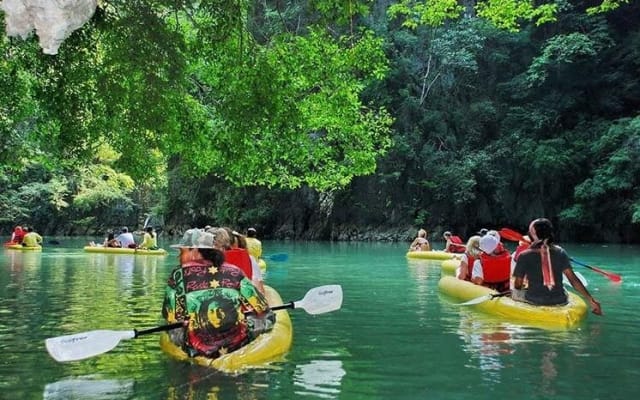 John Gray’s Cave Canoeing Adventure