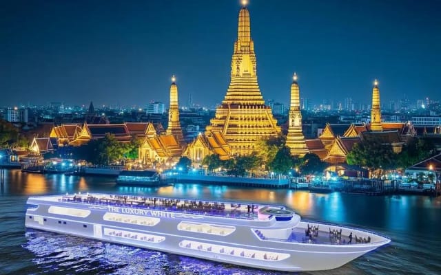 Luxury White Dinner Cruise Bangkok