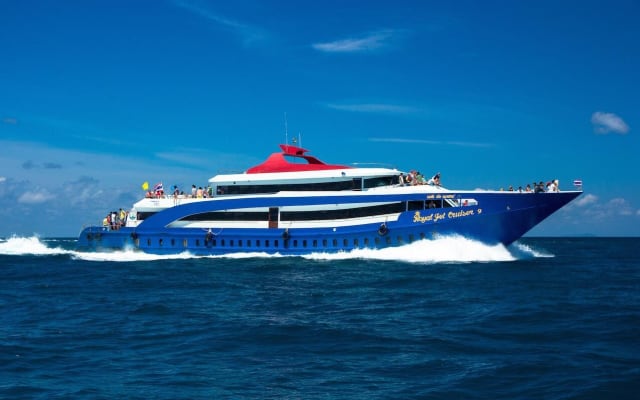 Phi Phi Islands Ferry Tour with Snorkeling & Lunch