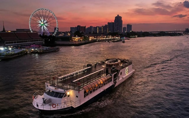 Saffron Luxury Dinner Cruise Bangkok