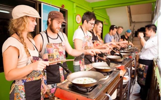 Silom Thai Cooking School with Market Visit