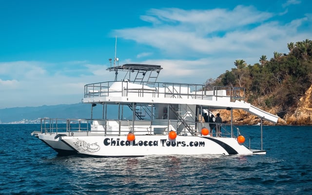 Private Yacht Charter Chica Fun 6 Waterslides in Puerto Vallarta