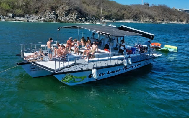 ChicaFUN 4 All-Inclusive Private Yacht Charter
