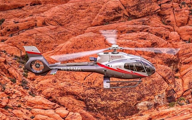 Red Rock Canyon Helicopter Tour with Landing and Champagne Toast