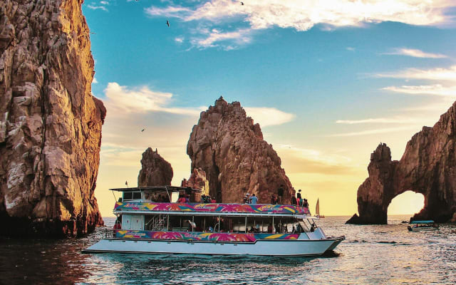 Cabo San Lucas Tequila Tasting & Dinner Cruise