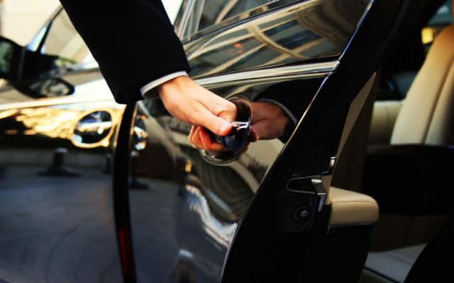 Ushuaia Airport Arrival Transfer