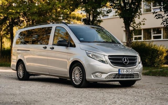 Private Transfer Krakow to Budapest
