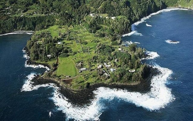Road to Hana Deluxe Tour from Oahu