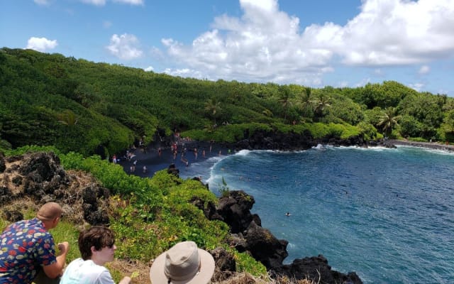 Maui Exclusive Road to Hana Adventure